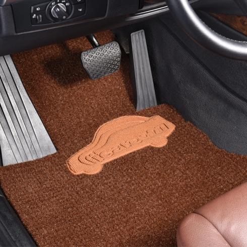 清洗地毯切勿全部放在水中？